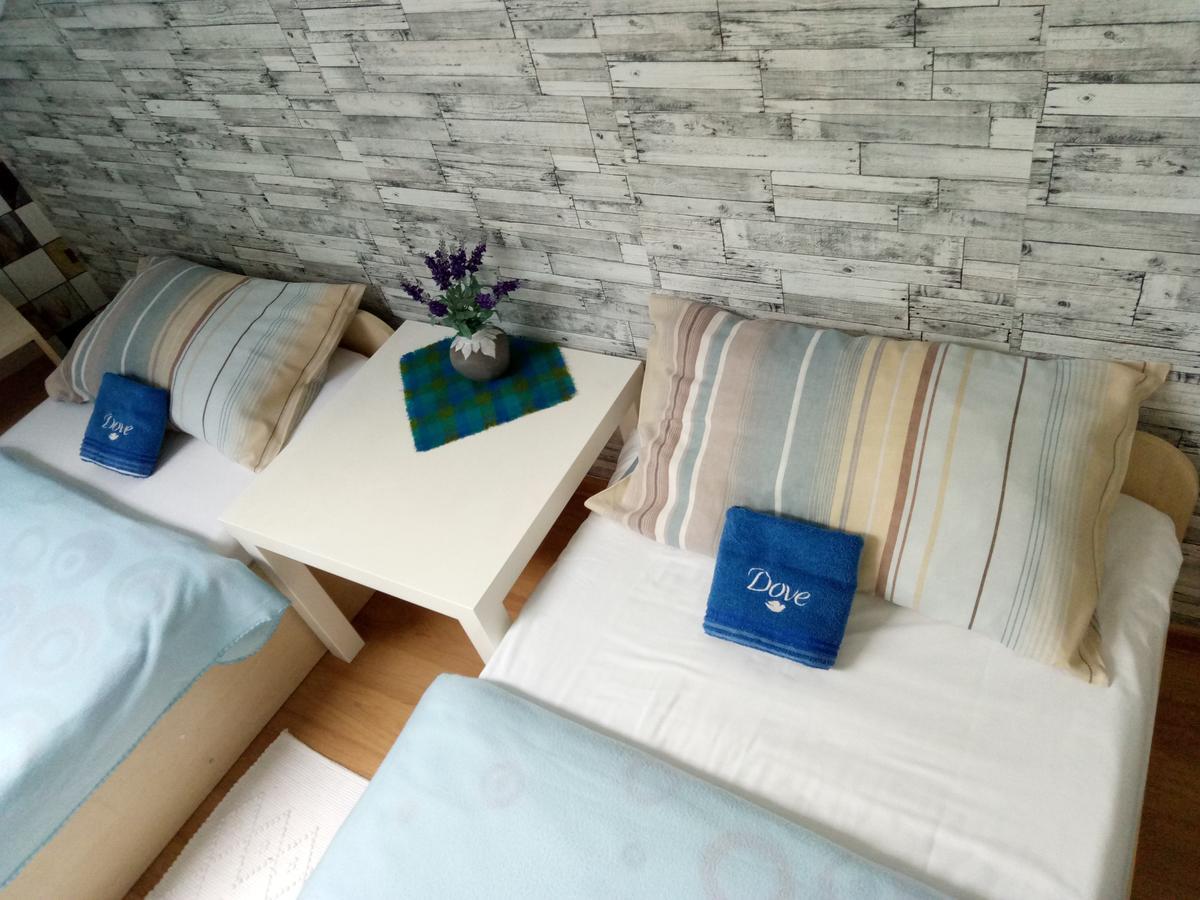Apart Club Kosmo Apartamento Chernivtsi Exterior foto